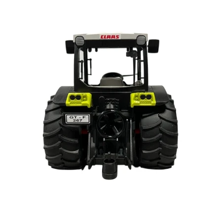 Zabawka ciągnik CLAAS Nectis 267F marki BRUDER